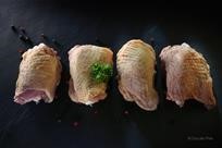 InterBio viande, Haut Cuisse de Poulet avec peau et os (5PC) (~675gr); 15,11 € / kg InterBio viande, Haut Cuisse de Poulet avec peau et os (5PC) (~675gr); 15,11 € / kg